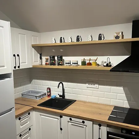 Sunny Hill Апартаменты